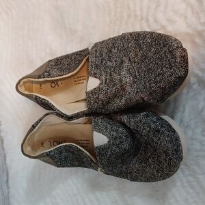 Tom's‎ Woman's Salt & Pepper Flat Shoes Canvas  7 W